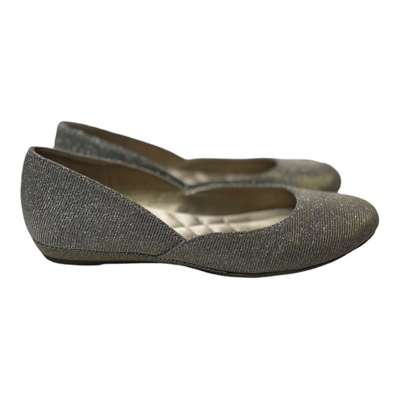 Coach And Four Women’s Silver/Gold  Metallic Sparkle Round Toe Flats - Picture 4 of 9